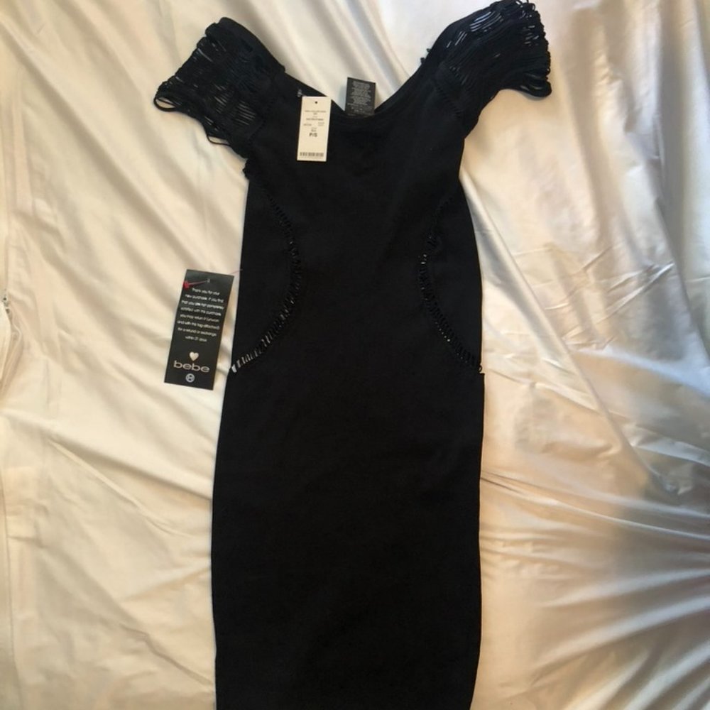 NWT Off the shoulder body con dress